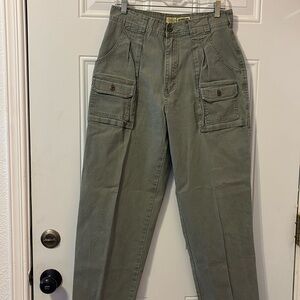 Cabela’s 7 Pocket Hiker Cargo Khakis